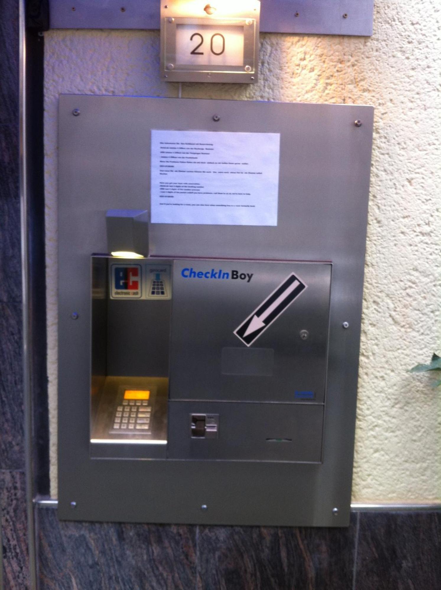 Hotel Mueller Koeln Екстериор снимка