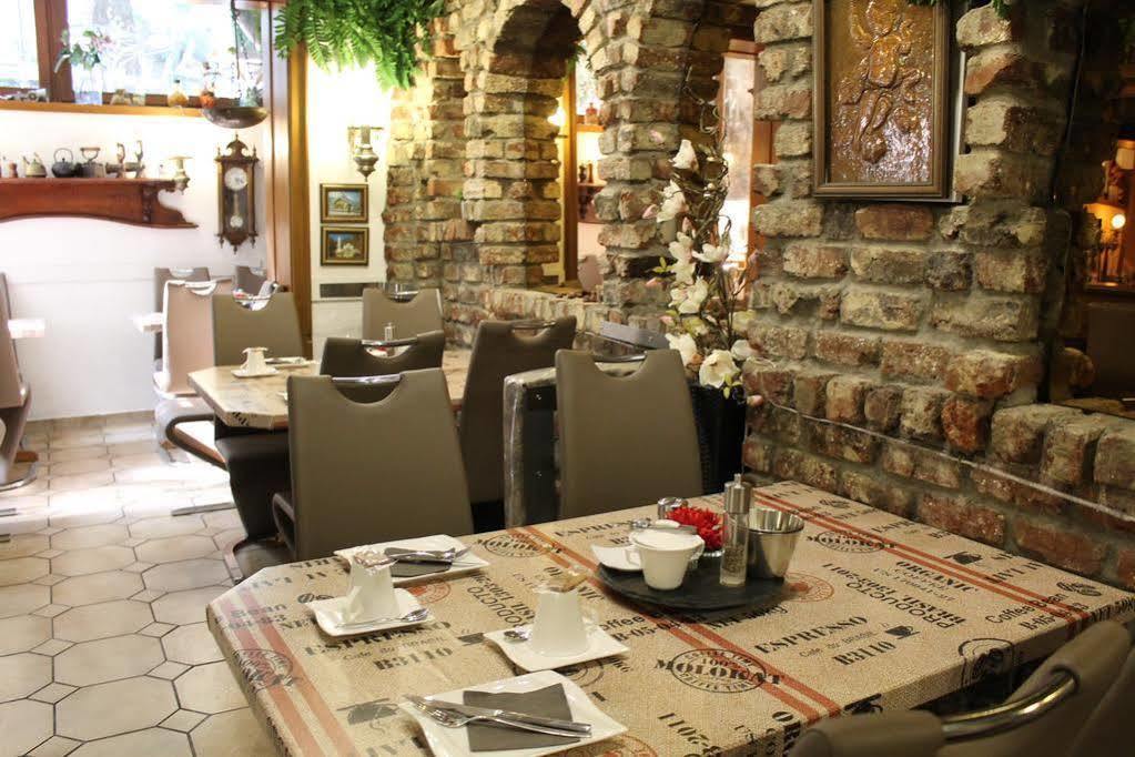Hotel Mueller Koeln Екстериор снимка