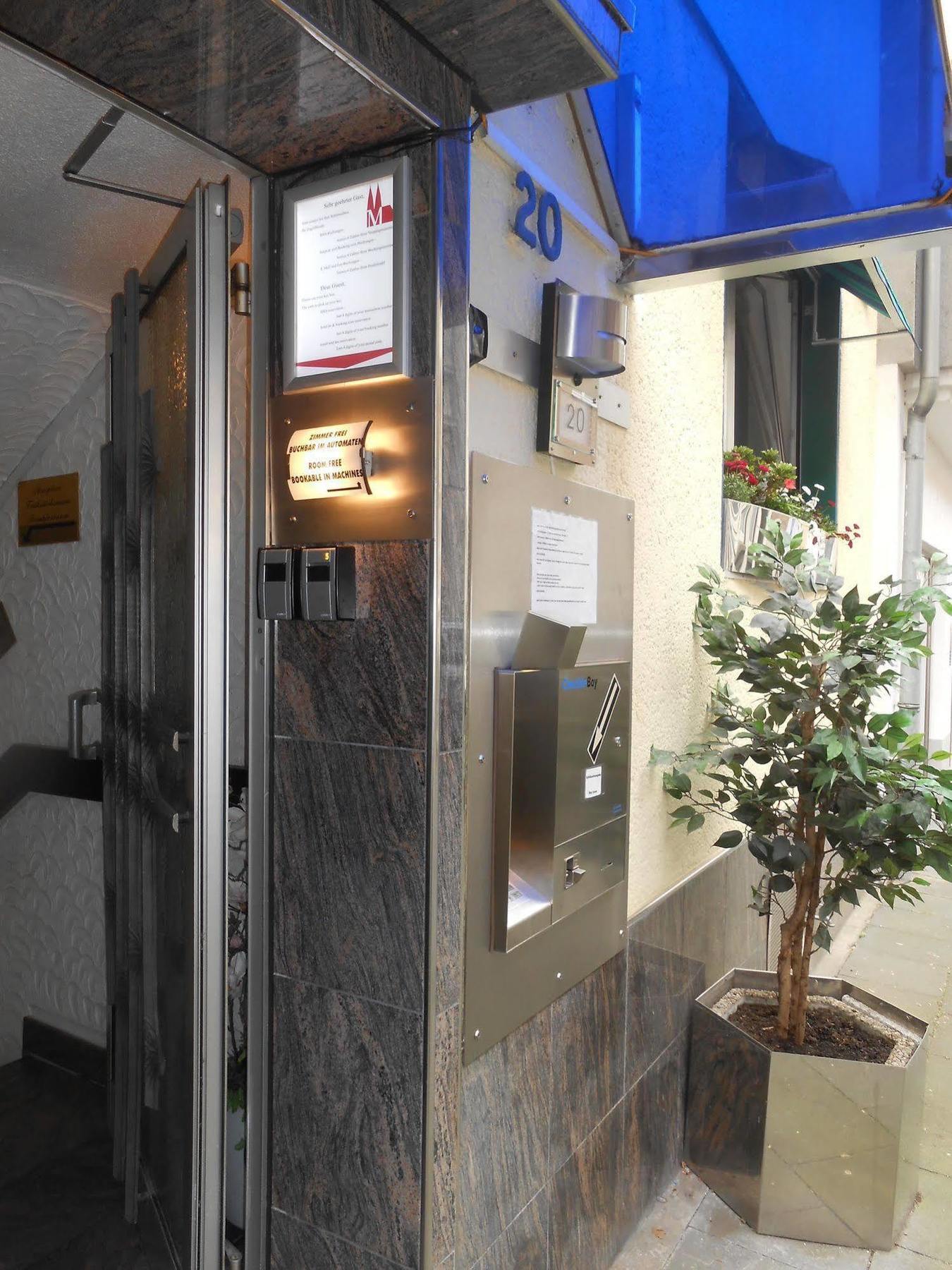 Hotel Mueller Koeln Екстериор снимка
